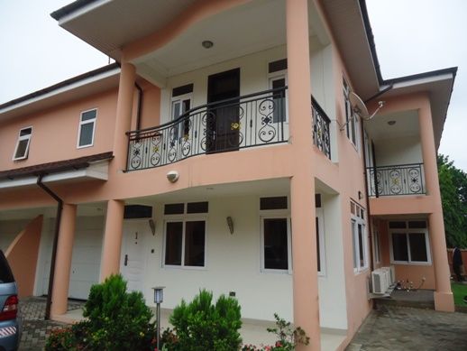 4 bedroom townhouse for rent in North Ridge, Accra Ghana