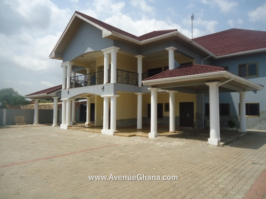 For rent, 2 bedroom apartment to let at West Legon near in Accra