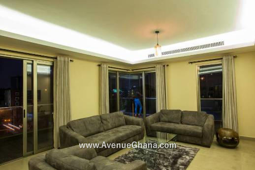 For rent in Accra Ghana, Executive 2 bedroom furnished apartments to let at Osu Oxford
