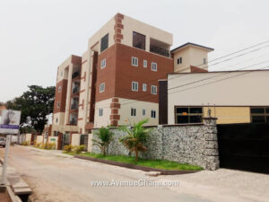 2 bedroom apartment for rent at Osu near Labone Junction in Accra Ghana