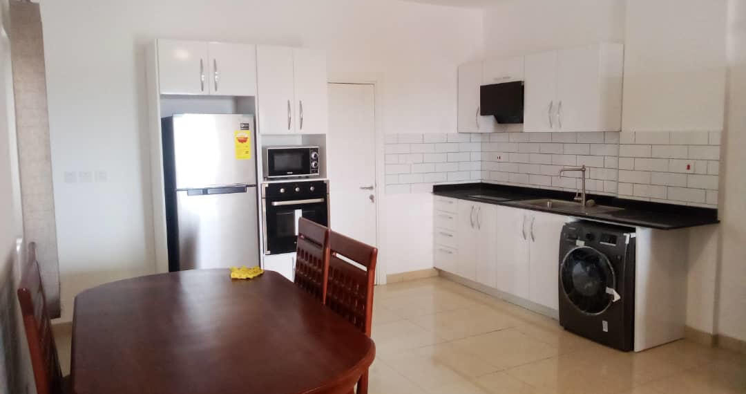2 bedroom apartment for rent at Osu near Labone Junction in Accra 4