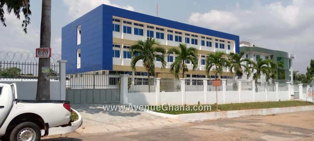 Office for rent in Accra Ghana: Executive office building to let at Abelemkpe