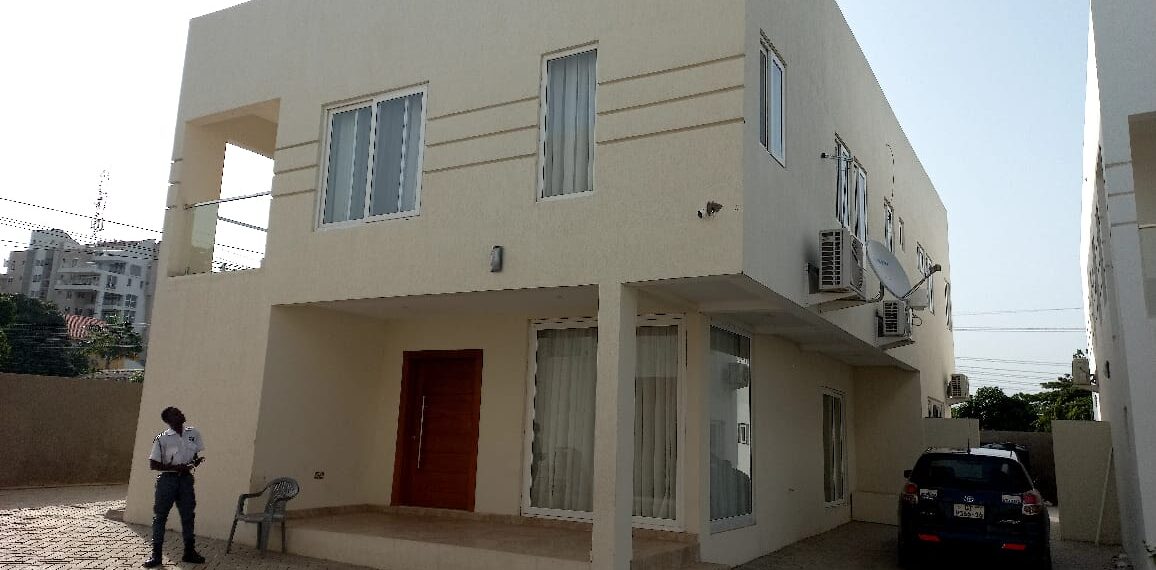 4 bedroom furnished townhouse for rent at Ridge in Accra Ghana